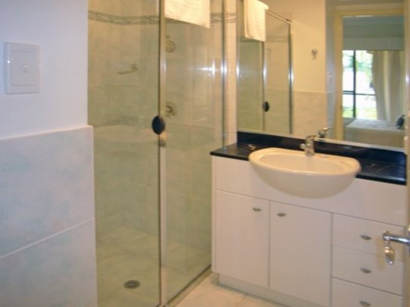 36 MacDonald Street, Kangaroo Point QLD 4169