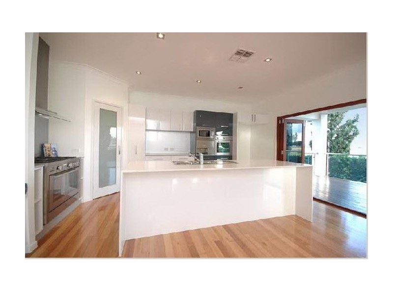 110 Mein Street, Hendra QLD 4011