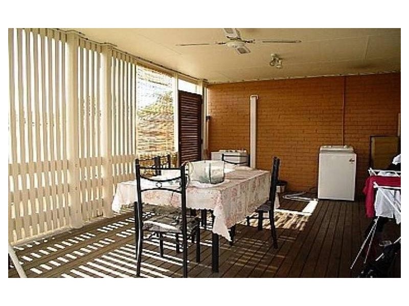 36 Brooks Street, Camp Hill QLD 4152