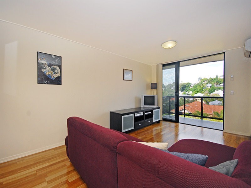 13/304 Harcourt Street, Newstead QLD 4006