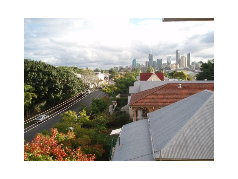 13/304 Harcourt Street, Newstead QLD 4006