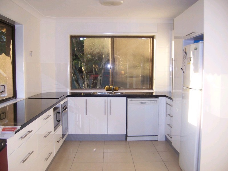 1/8 Longlands Street, East Brisbane QLD 4169