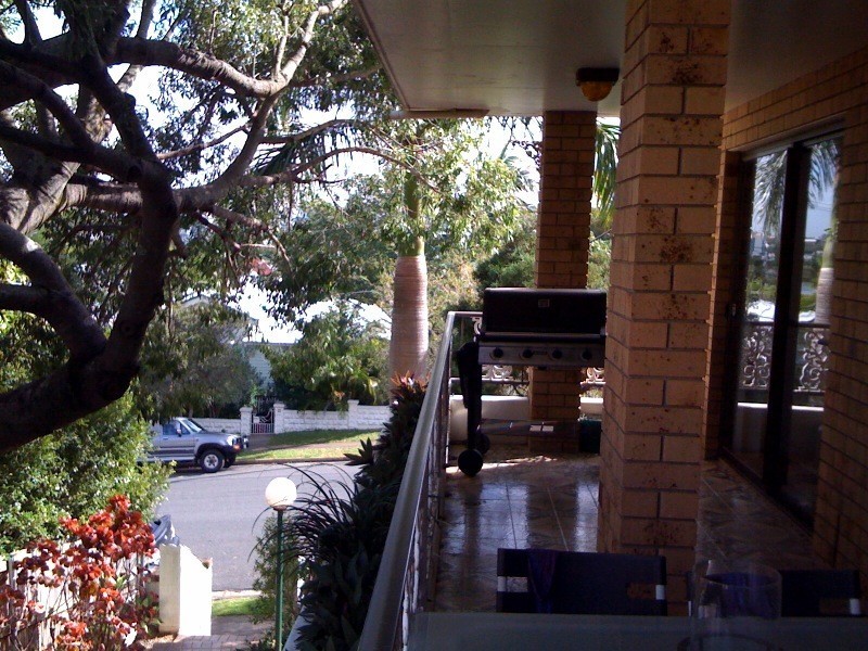 1/8 Longlands Street, East Brisbane QLD 4169