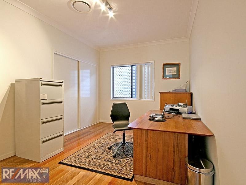 94 Mein Street, Hendra QLD 4011