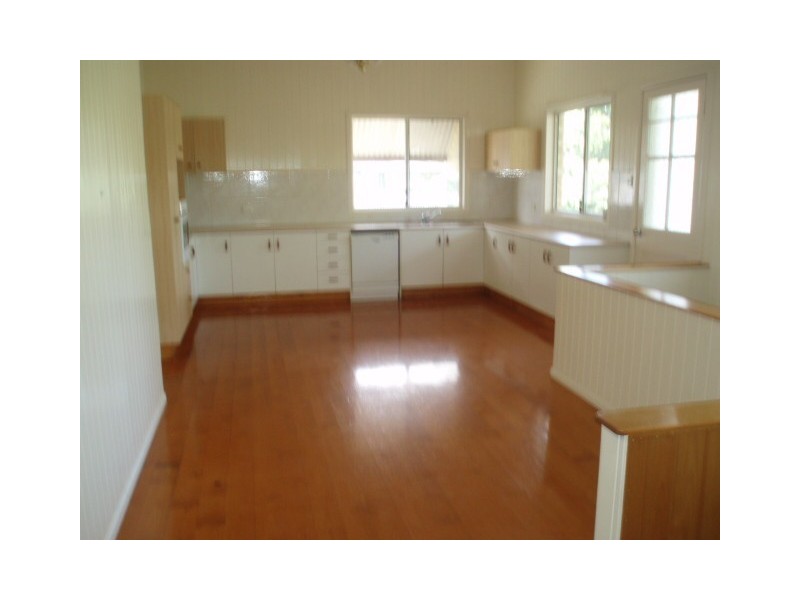 37 Kent Road, Wooloowin QLD 4030