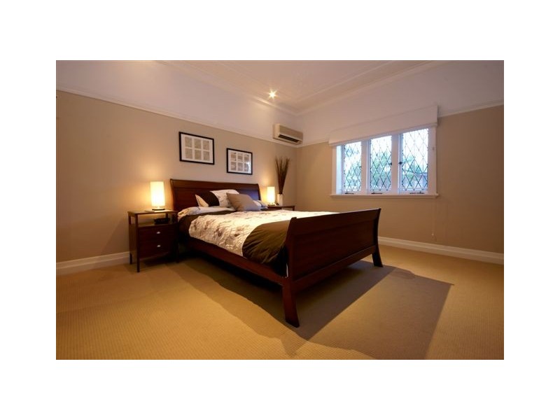 86 Liverpool Road, Clayfield QLD 4011