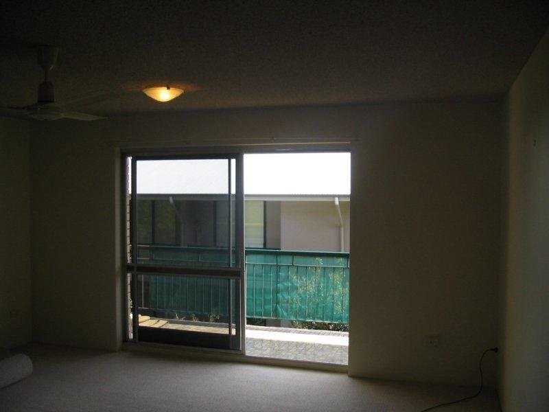 2/24 Stopford Street, Wooloowin QLD 4030