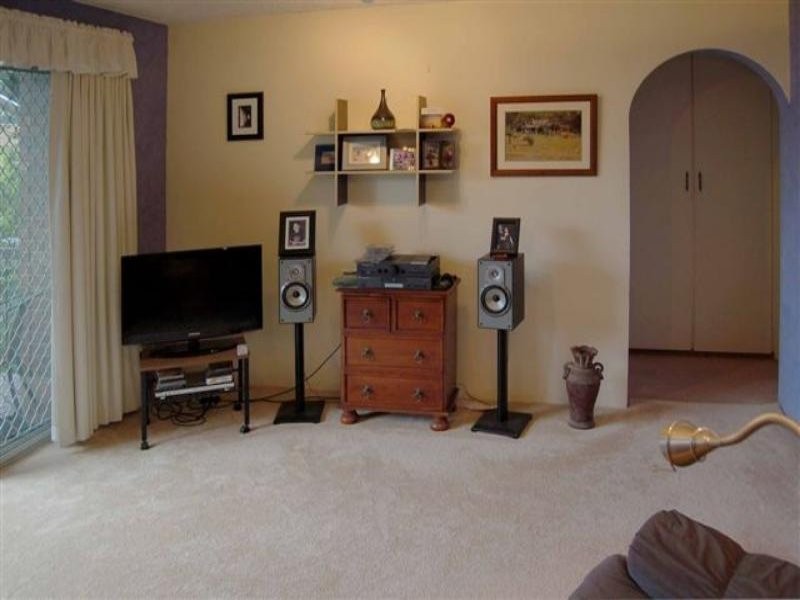 2/27 Miles Street, Clayfield QLD 4011