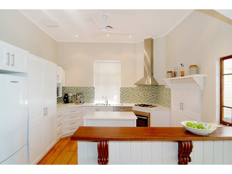 86 Bage Street, Wooloowin QLD 4030