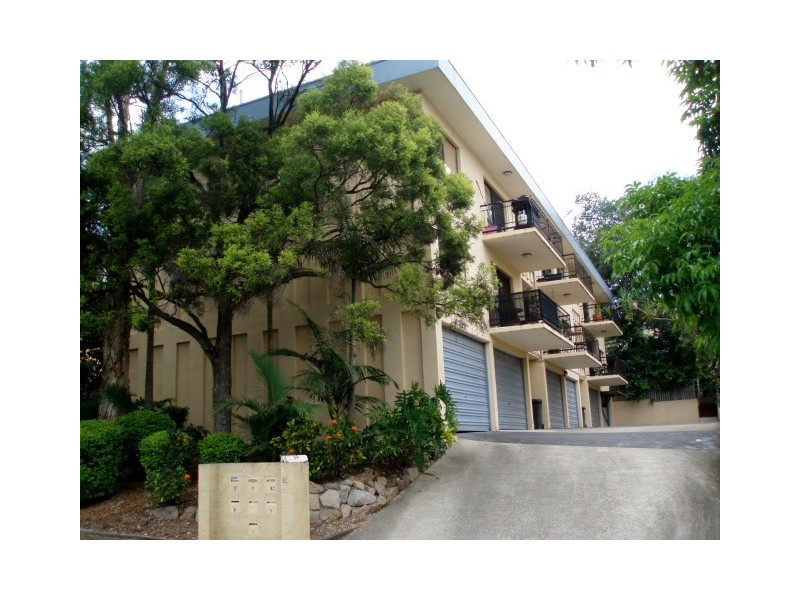 2/21 Camden Street, Albion QLD 4010