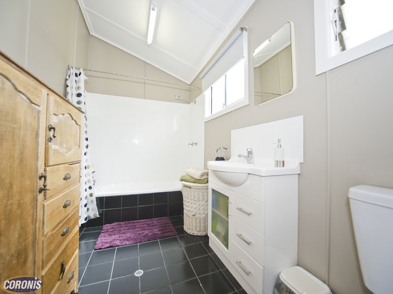 48 Rawson Street, Wooloowin QLD 4030