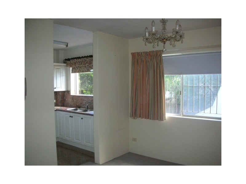 2/104 Bayview Terrace, Clayfield QLD 4011