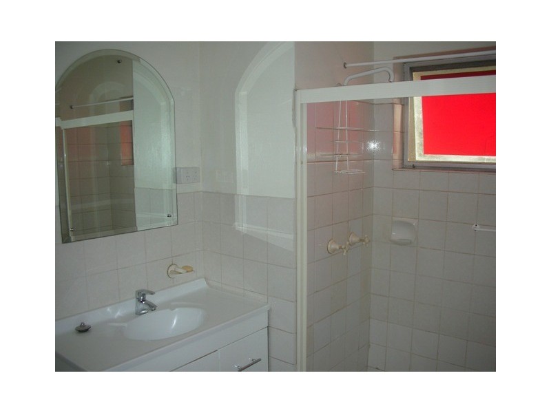 2/104 Bayview Terrace, Clayfield QLD 4011