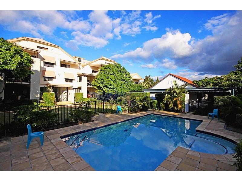 8/41 Rossiter Parade, Hamilton QLD 4007