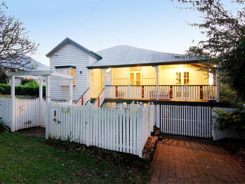 15 Denham Street, Clayfield QLD 4011