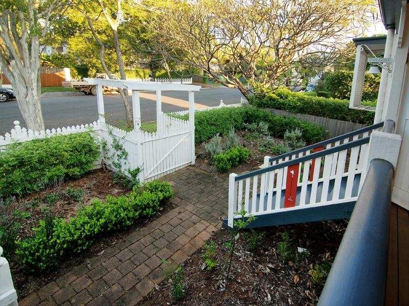 15 Denham Street, Clayfield QLD 4011