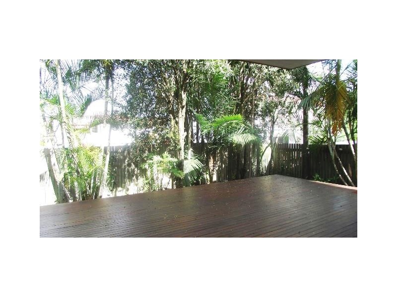 2/10 Norman Street, Ascot QLD 4007