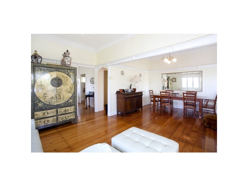 2 Maxwell Street, Clayfield QLD 4011