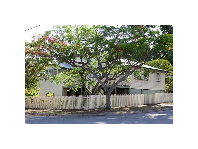 2 Maxwell Street, Clayfield QLD 4011