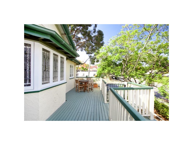 2 Maxwell Street, Clayfield QLD 4011