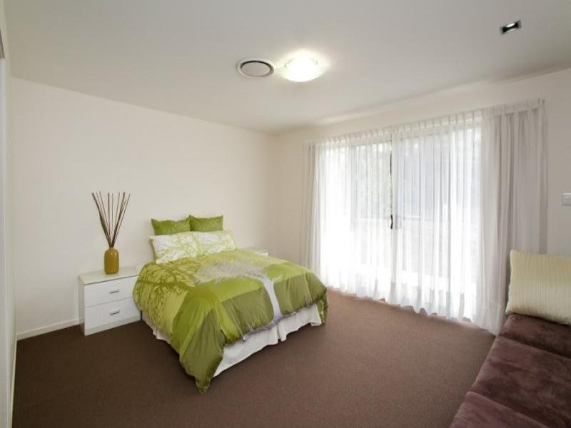 6 Joynt Street, Hamilton QLD 4007