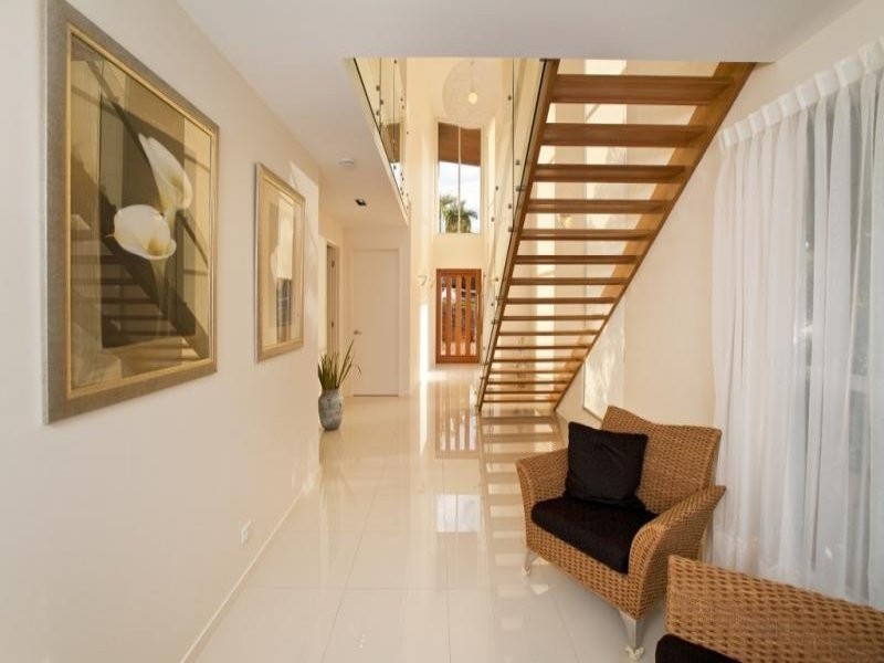 6 Joynt Street, Hamilton QLD 4007