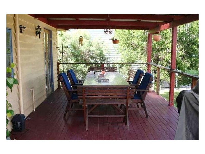 3 Twelfth Avenue, Kedron QLD 4031