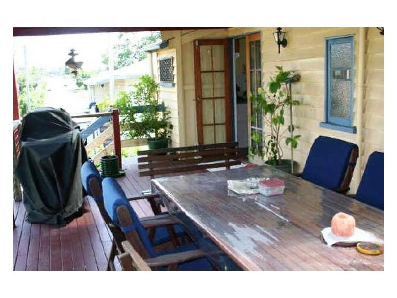 3 Twelfth Avenue, Kedron QLD 4031