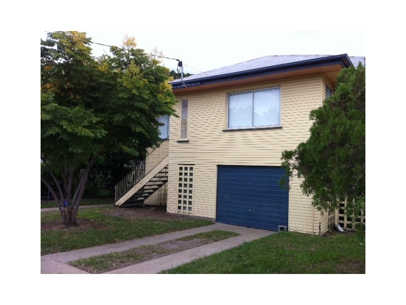 8 Playfield Street, Chermside QLD 4032