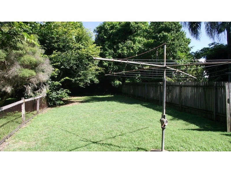 24a Enoggera Road, Newmarket QLD 4051