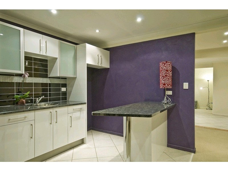 43 Stoneleigh Street, Albion QLD 4010