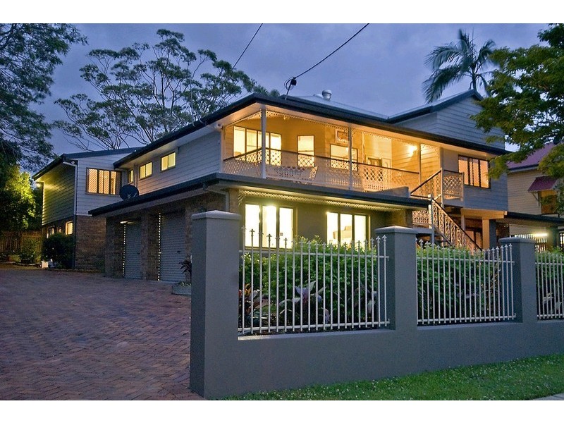 43 Stoneleigh Street, Albion QLD 4010