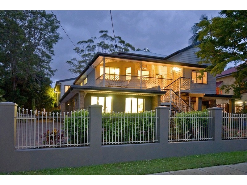 43 Stoneleigh Street, Albion QLD 4010