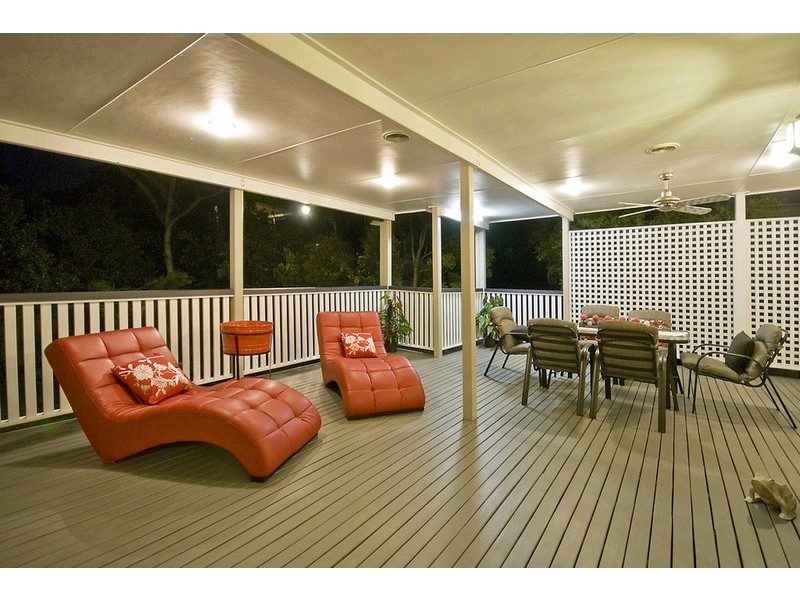 43 Stoneleigh Street, Albion QLD 4010