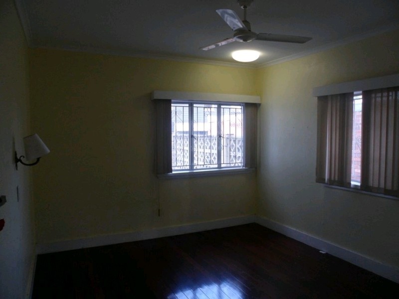 2/1 Hazel Street, New Farm QLD 4005