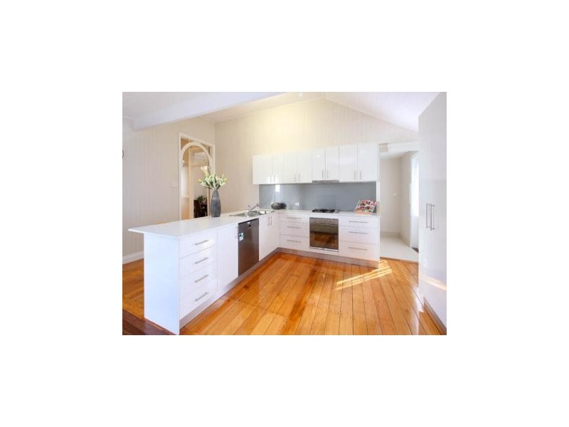 39 Montpelier Street, Clayfield QLD 4011