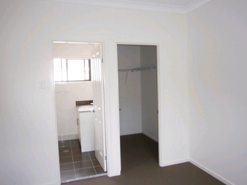 2/17 Wongara Street, Clayfield QLD 4011