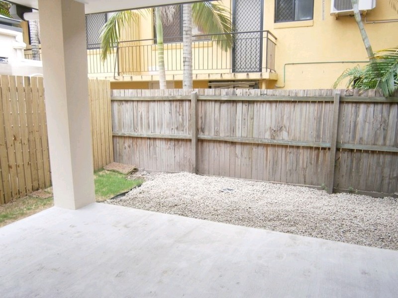 2/17 Wongara Street, Clayfield QLD 4011