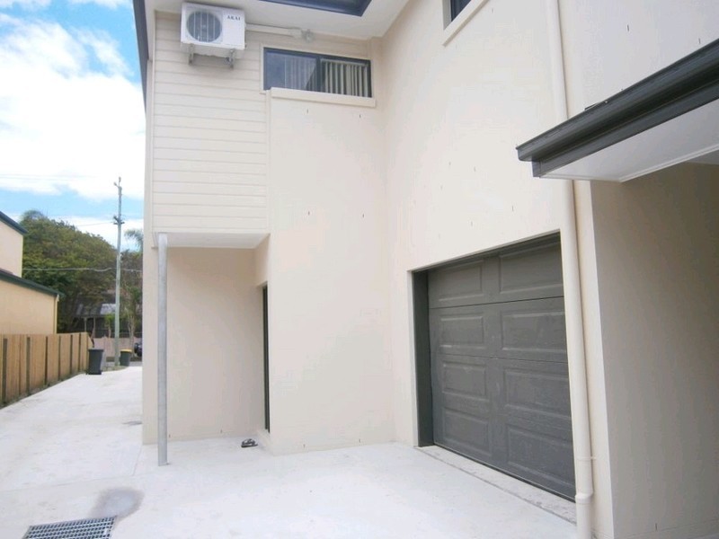 2/17 Wongara Street, Clayfield QLD 4011