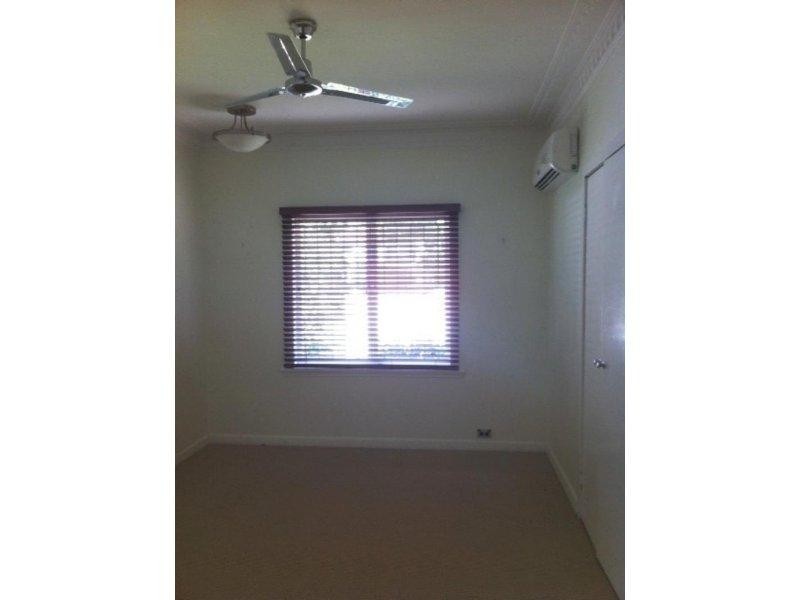 28 Woodville Street, Hendra QLD 4011