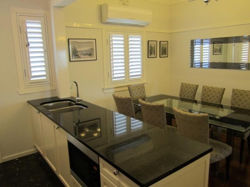 4/71 Hillside  Crescent, Hamilton QLD 4007