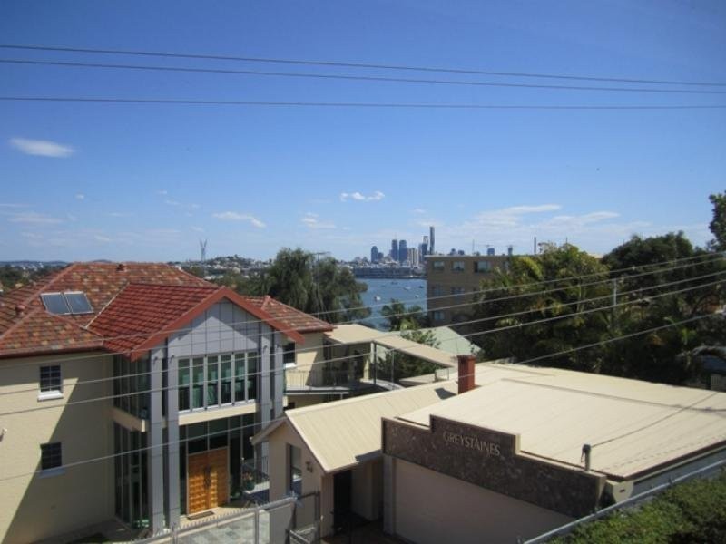 4/71 Hillside  Crescent, Hamilton QLD 4007