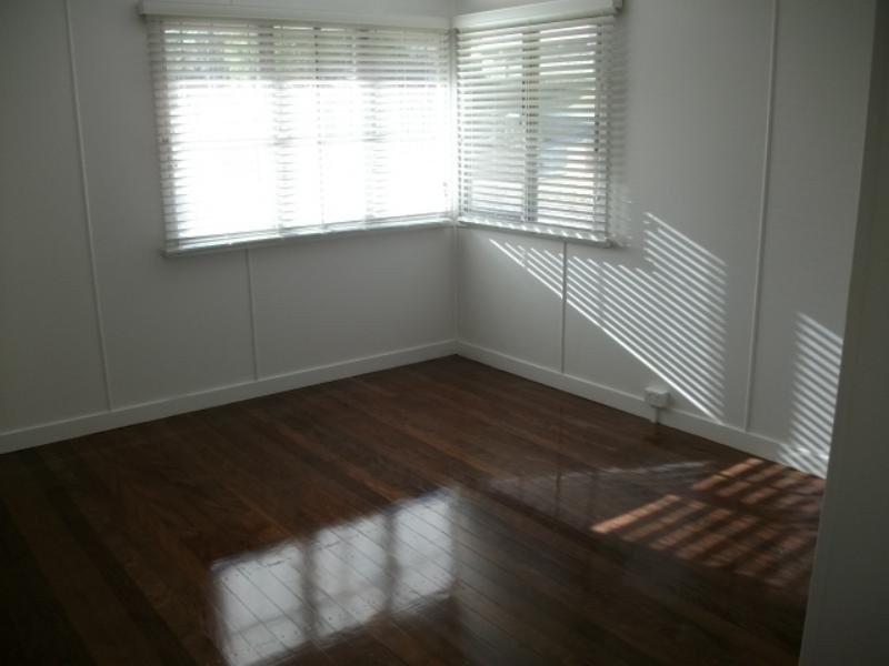 14 Normanton Street, Stafford Heights QLD 4053