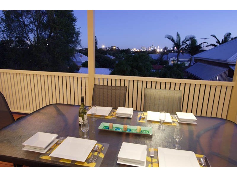 5 Marne Road, Albion QLD 4010