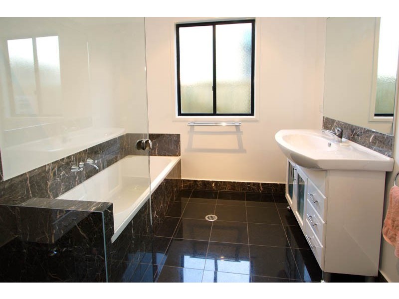 5 Marne Road, Albion QLD 4010