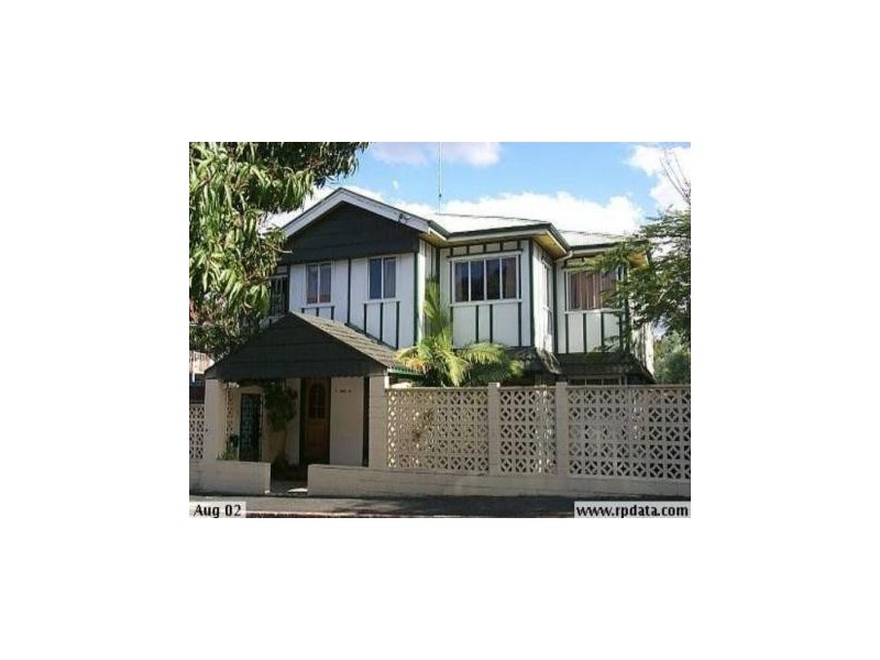 4/1 Hazel Street, New Farm QLD 4005