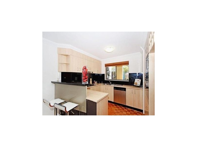 12/140 Commercial Road, Newstead QLD 4006