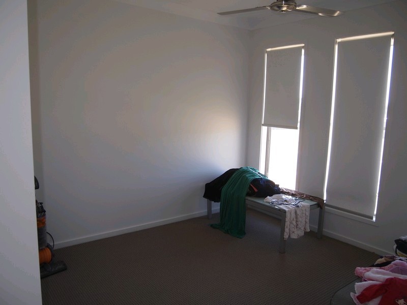 34 Peregrine Drive, Lowood QLD 4311