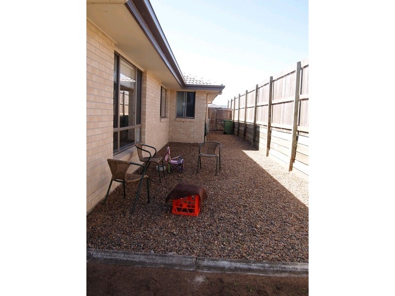 34 Peregrine Drive, Lowood QLD 4311