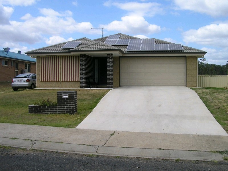 45 Macadamia Drive, Lowood QLD 4311